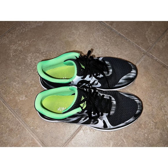 Nike Mens Free Run 4.0 Black running shoe - Picture 3 of 7